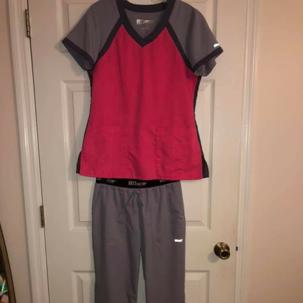 Greys Anatomy Brand Pink and Light Gray Scrubs